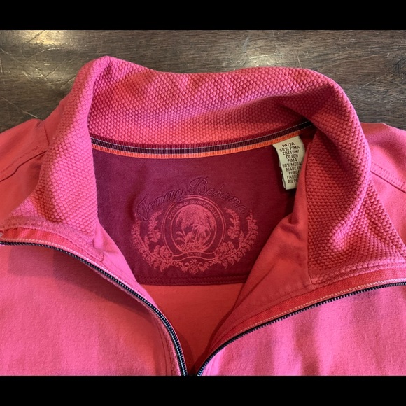 Tommy Bahama 1/4 Zip - Picture 4 of 5